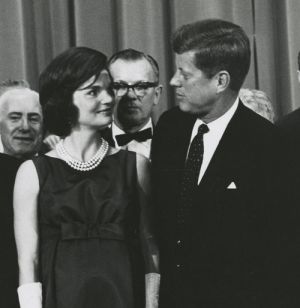 Pictures of Jackie Kennedy fashion icon - president john kennedy and wife jacqueline.jpg